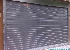 Cierre enrollable modelo FC-115 microperforado