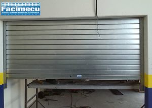 Cierre enrollable lama galvanizada modelo FC115