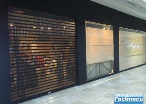 Escaparate-zona Comercial