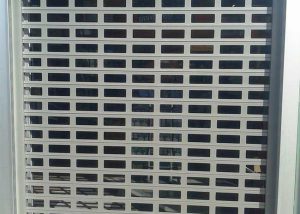 Puerta enrollable de aluminio extrusionado troquelada para gasolineras Galp