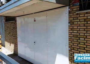 Puerta de chapa a dos caras